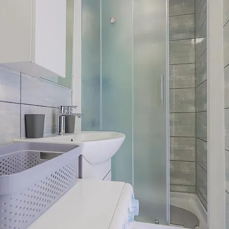 Apartment With Wifi - 25993 *